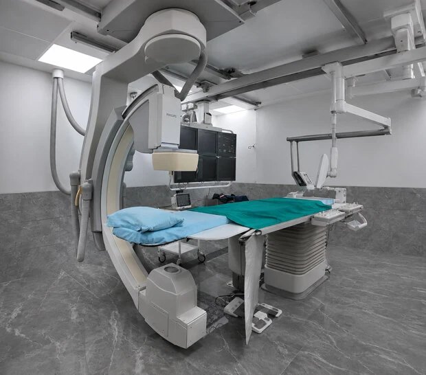 24/7 Emergency and ICU critical care unit at Vakratunda Hospital Nashik