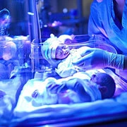 24/7 neonatal monitoring of newborn vital signs