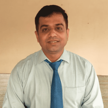 Dr. Rohan Raghuwanshi - Senior Nephrologist at Vakratunda Hospital