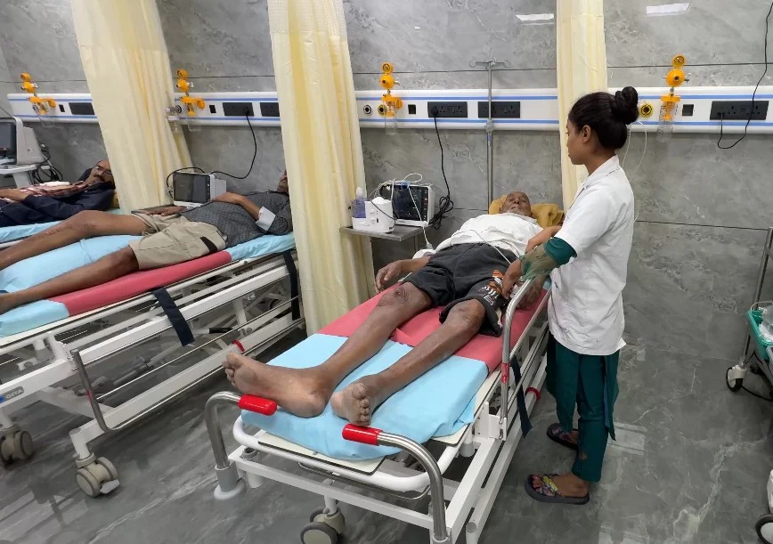 Patient Handling - Vakratunda Hospital