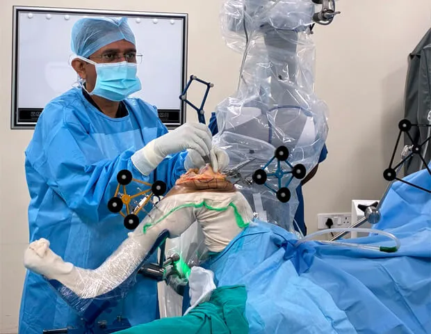 Experienced general surgery team in modern operation theatre at Vakratunda Hospital